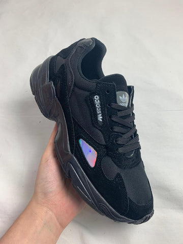 Adidas Falcon Negras