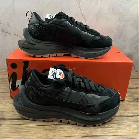 BAMBAS NIKE VAPORWAFFLE SACAI