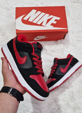 NIKE DUNK