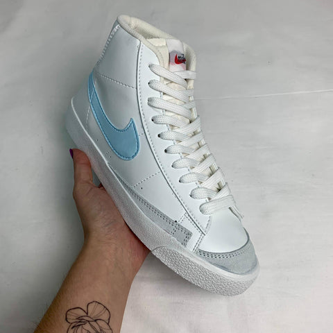 Nike Blazer Blanco/Celeste