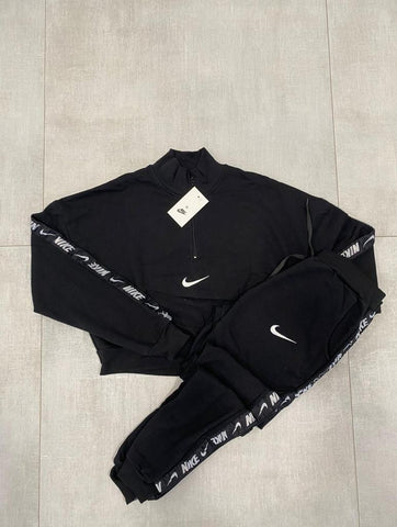 CONJUNTO NIKE MUJER