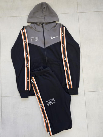 CONJUNTO NIKE