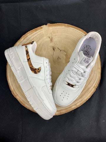 Nike Air Force 1 Blanco/Marrón