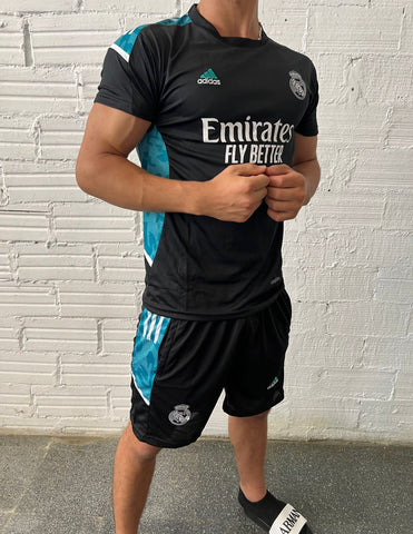 Conjunto real madrid negro