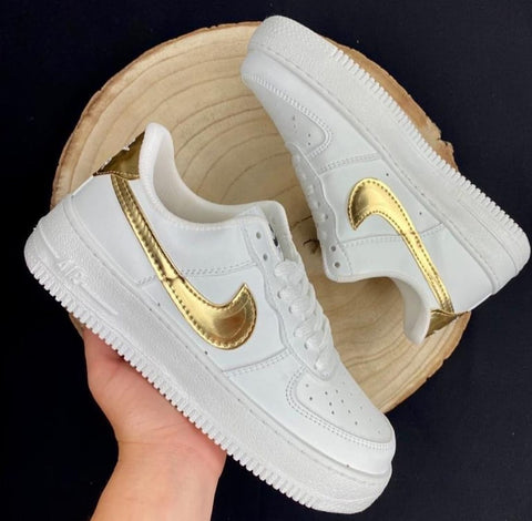 Nike Air Force 1 Gold