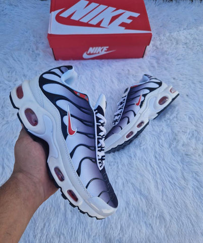 NIKE TN