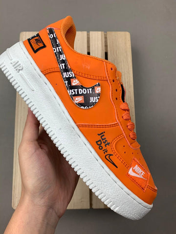 Nike Air Force 1 JDI Naranja