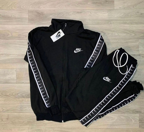 Chándal Nike negro