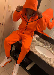 NIKE TECH FLEECE NARANJA